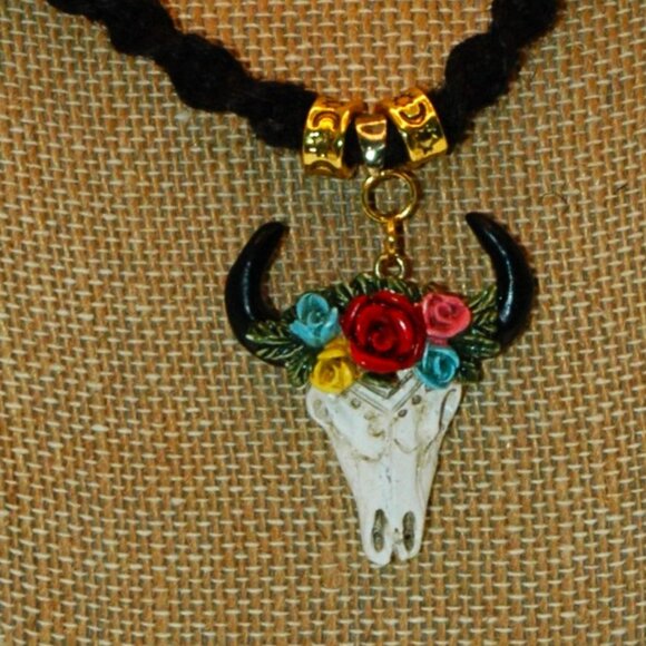 Southwestern Bull Skull with Roses on a 19 1/2" Handmade Black Hemp Chain - Picture 3 of 7